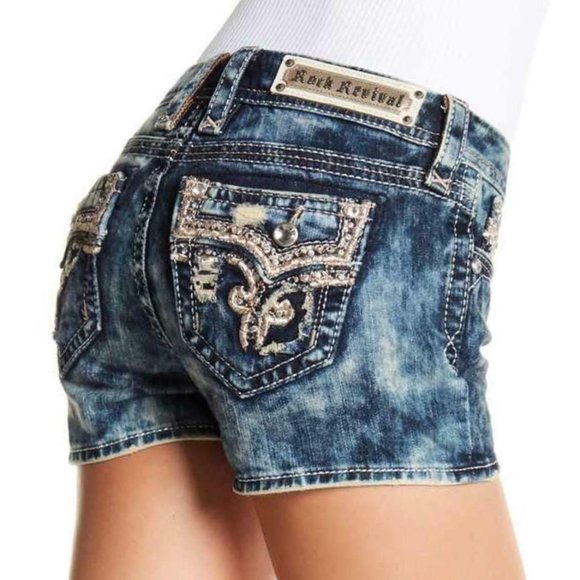 😎HTF🤘 ROCK REVIVAL BETTY Medium ACID WASH EMBELLISHED SHORTS 30 - Picture 16 of 16